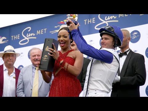 Fashion, Bonang Matheba and horse racing at The Sun Met 2020