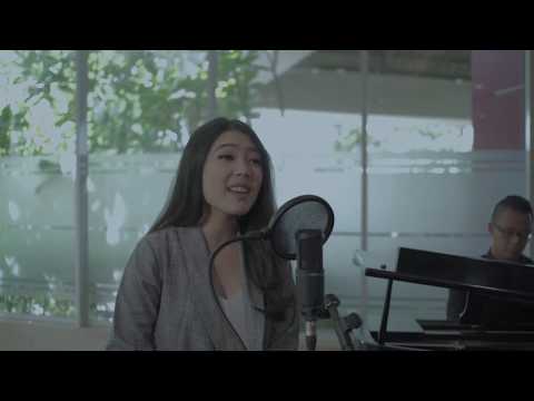 The Christmas Song  (Chestnuts Roasting on an Open Fire) Cover - Olivia Prabowo