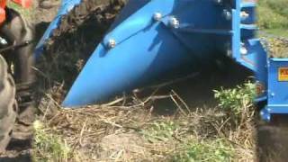 Dvojradový vyorávač  Z653