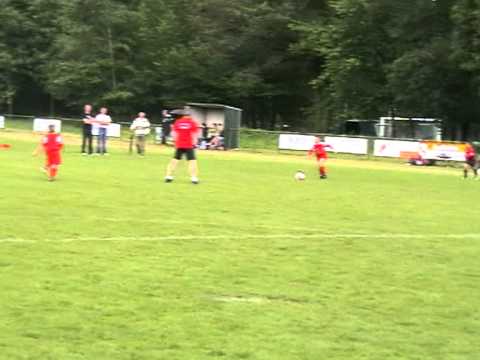 Wassim: St.joost toernooi bsv limburgia F3 22-5-11 deel 1