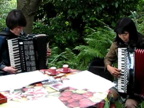 Meeting with JABARA SHIMAI  two Japanese accordionists  playing Zelwer