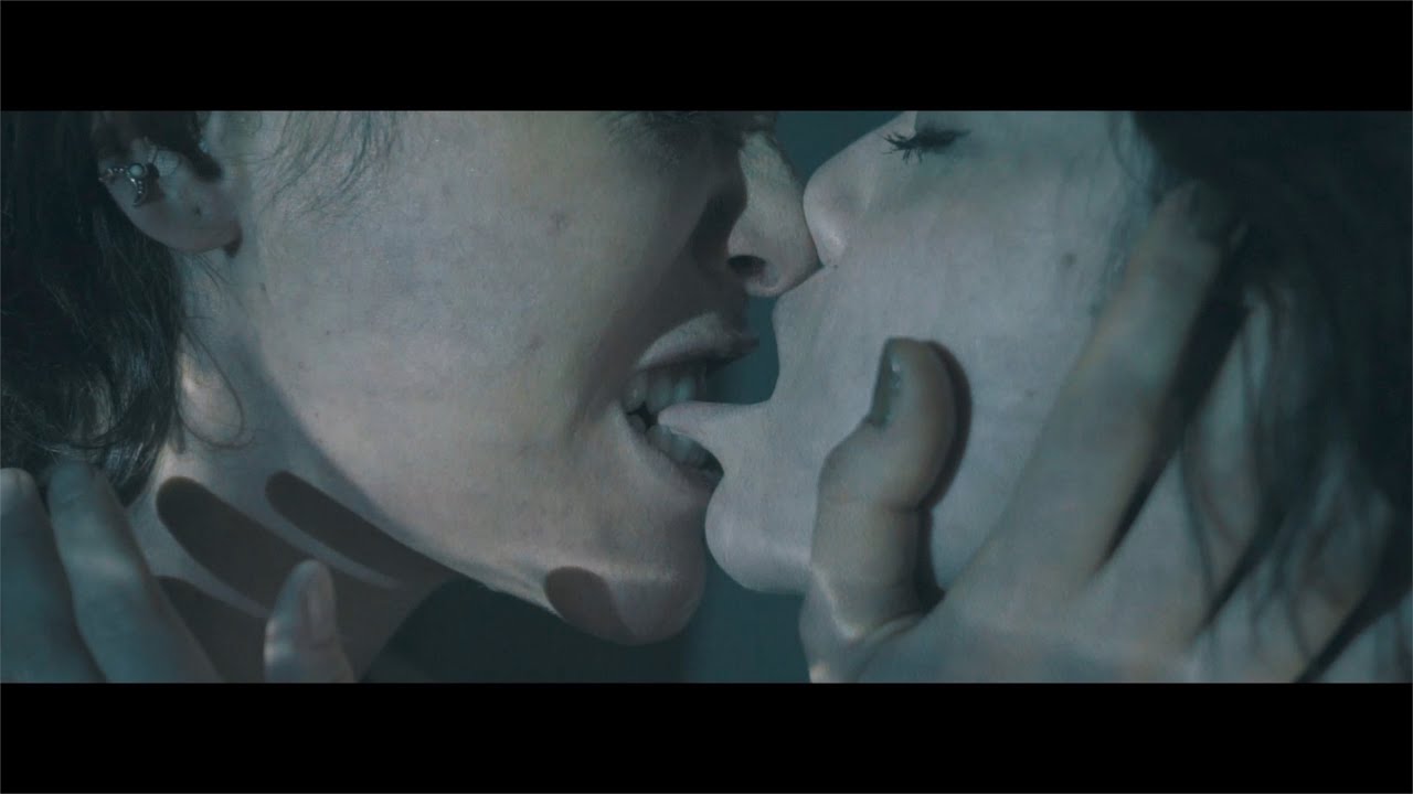 A la Mera Hora ( Video Oficial ) – Giorgio Siladi
