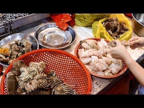 Chinatown Wet Market in Singapore. China Street Food