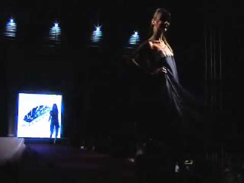 Desfile Monica Schulz   Sabrina Rojas