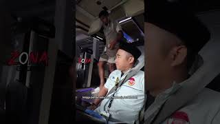Download lagu Momen Langka! Sopir Bus Indonesia Antar Garnacho 😱 mp3 Download lagu Momen Langka! Sopir Bus Indonesia Antar Garnacho 😱 mp3
