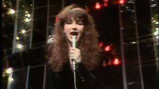 Kate Bush - Wuthering Heights (Live TOTP 1978).avi