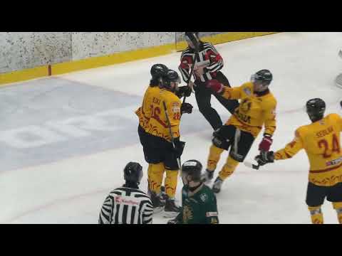 32. kolo HK TAM Levice - HC MUŠLA Topoľčany 2:4  (HIGHLIGHTY)