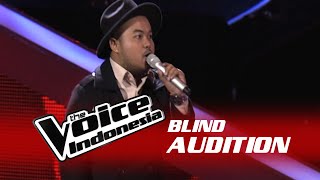 Bayu Mahendra &quot;The Man Who Can’t Be Moved&quot; | The Blind Audition | The Voice Indonesia 2016