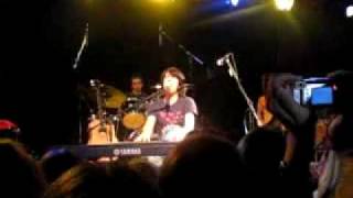 Teddy Geiger - Look Where We Are Now (live)