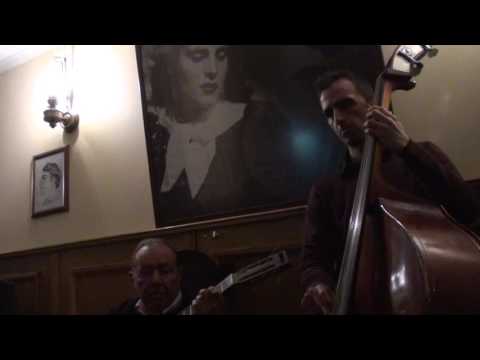 Aqui - Ricardo Coelho