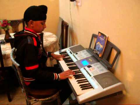 Sartaj Singh playing Likhe jo khat tujhe on yamaha psr-i425.
