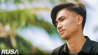 Download lagu Reedzwann - Tercipta Satu Senyuman [Prolog] mp3