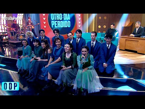 Fer Dente's incredible staging in Another Lost Day to explain Spring Awakening