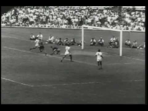 Botafogo 6 x 2 Fluminense (1957) - 6º gol