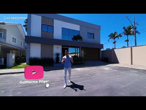 Casa no Condomínio Boulevard da Barra Park Residence em Balneário Camboriú - vídeo