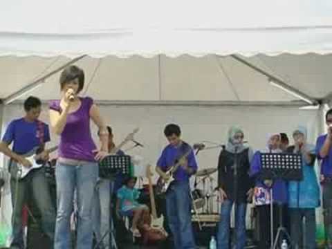 Dari sini ke bintang-bintang - Farah Asyikin