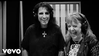 Suzi Quatro & Alice Cooper - Kick Out The Jams