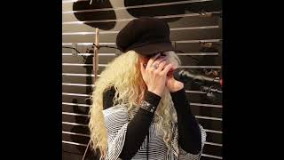 Video thumbnail for Ehrlund EHR-H live performance microphone by Ehrlund Microphones - Official