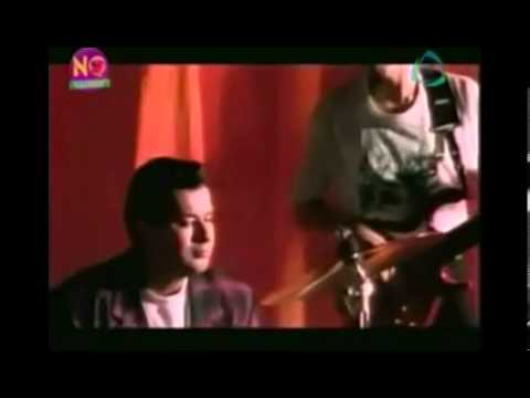 Oscar de la Rosa, vocalista de "La Mafia" se encuentra hospitalizado en Houston Texas.