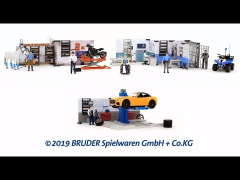 BRUDER 1:16 degalinė su mašinų plovykla, 62111 video