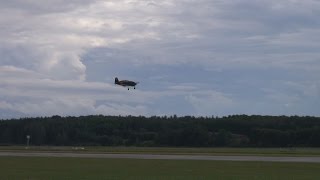 preview picture of video 'Nakajima Ki-84 and P-47 Thunderbolt evening flight @ Arboga scale meeting - 20140719'