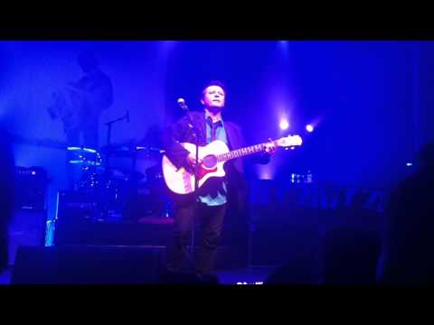Manic Street Preachers - Kevin Carter (live acoustic in Belgium 2014)