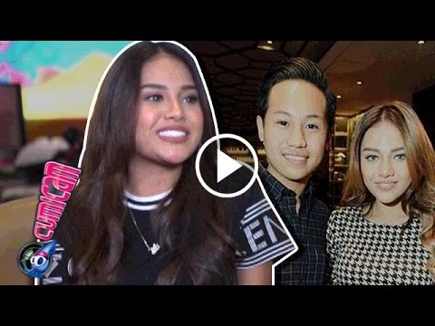 Enam Bulan Pacaran, Begini Gaya Pacaran Aurel-Bani - Cumicam 13 April 2017