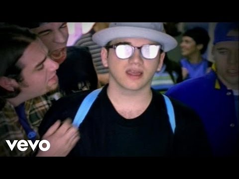 Bloodhound Gang - Why's Everybody Always Pickin' On Me?