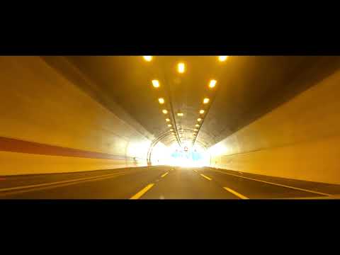 Vozimo po E65 (A6), u smeru Zagreb - Rijeka do tunela Veliki Gložac