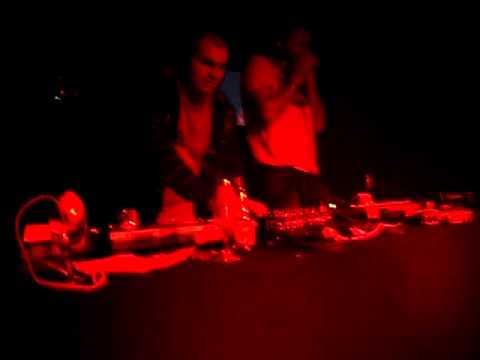 Back To Basics vs den hetrix