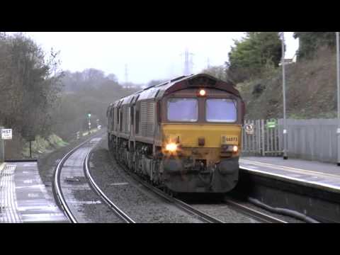 0x12 Loco Convoy @ Keynsham 09-01-16