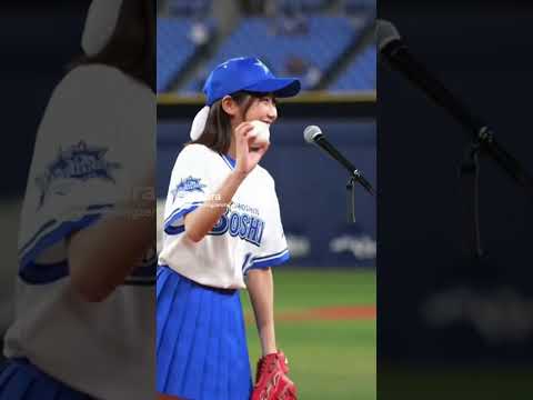 始球式にでたアイドル