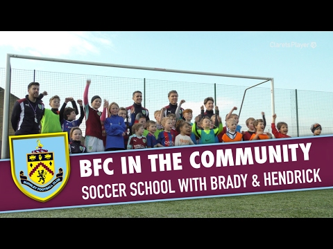 COMMUNITY | Brady & Hendrick Visit Soccer School