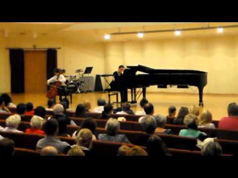 Maciej Seget - koncert końcoworoczny 2014 - Dwa kaprysy drugie, cello i piano