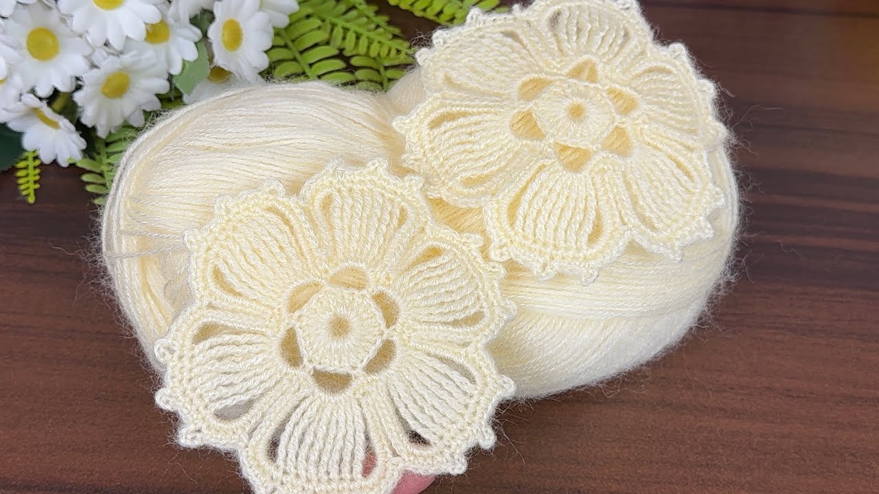 Sooo new! I’ve never seen a crochet motif move so fast before – Amazing Pattern