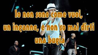 Laura Pausini - Non sono lei (Lyrics)