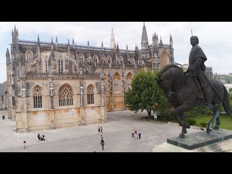 Mosteiro da Batalha: erguido em agradecimento pela vitória na Batalha de Aljubarrota