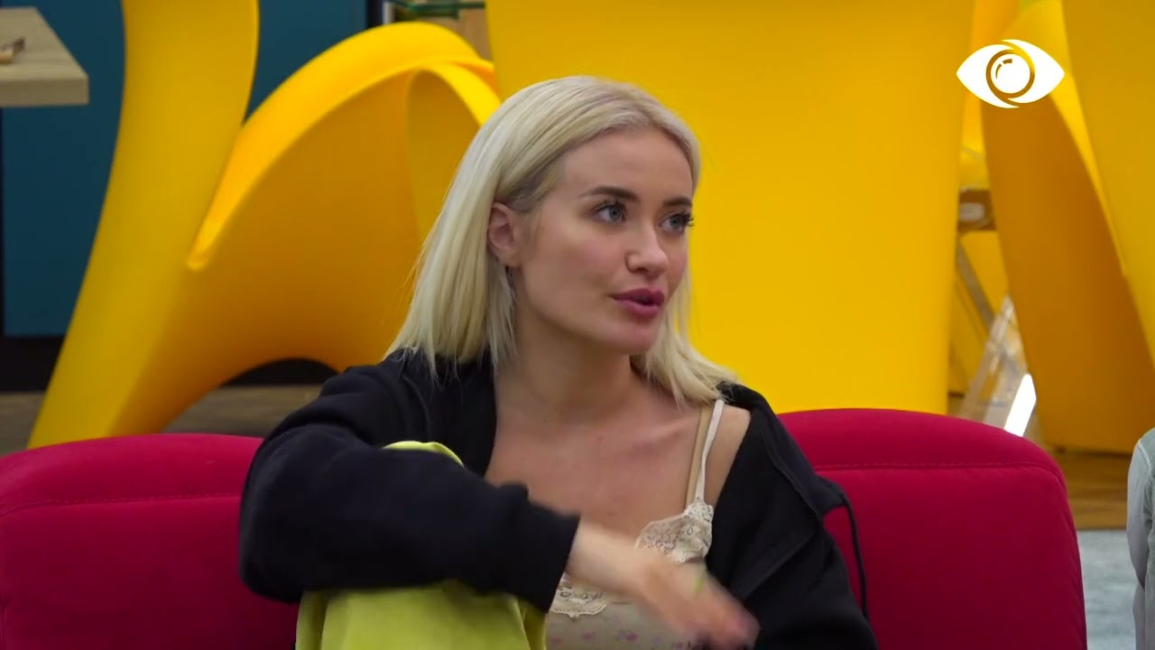 Talk Show/ Suksesi më i lehtë në Shqipëri apo jashtë vendit? Banorët diskutojnë