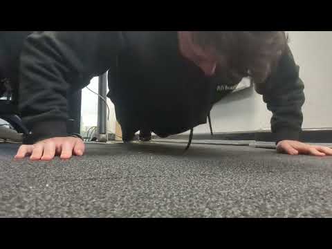 1st 20 push ups 24/04/23 cancer research 100 push ups a day in April