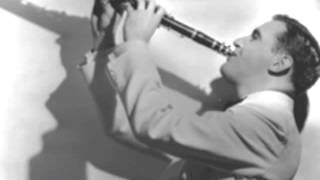 Benny Goodman- Sing me a Swing Song (And Let Me Dance)