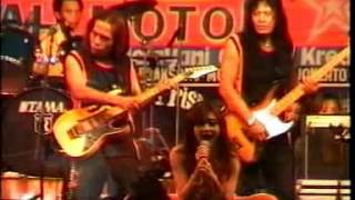 Download lagu New PALADA - Ghoblock (Denis Arista) Live Lap. Kabuh Jombang 2005 mp3