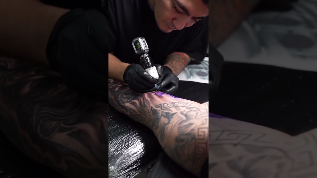 📸 Check out Piranha Tattoo Studio! 🖌️🐠