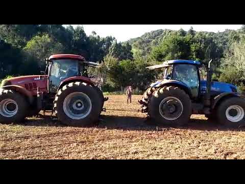 cabo de guerra entre case 230 filipado x new holland 240 pneu radial