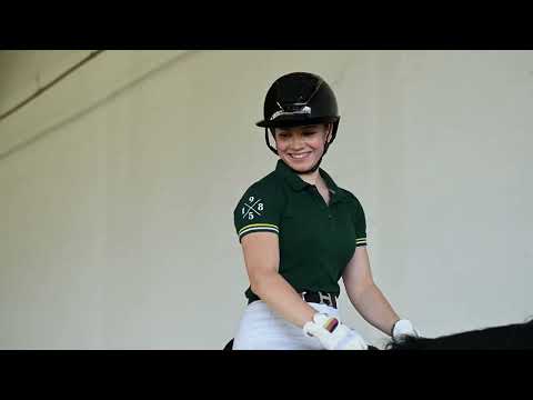 EIN SATTEL FÜR IHR PFERD UND FÜR SIE