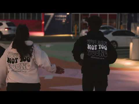 Promotional video thumbnail 1 for Santiago Acuna, Photographer