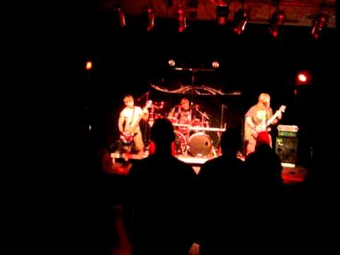 UxLxCxM - Dippy Dingo