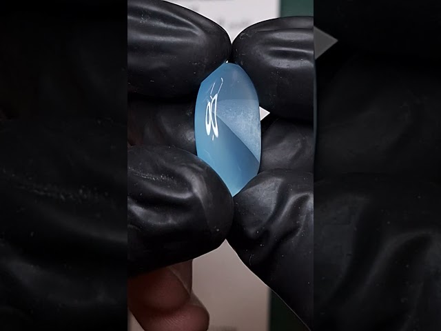 حجر عقيق ازرق سماوي ثلجي تشكيل رائع طبيعي مفحوص بش...