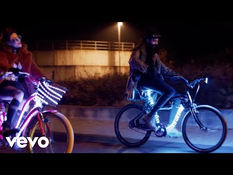 Lara Love & SKY - O Naju