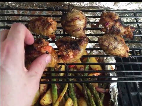 Gefüllte Hähnchenschenkel mit Chorizo und Schafskäse von landmann triton 3 gasgrill