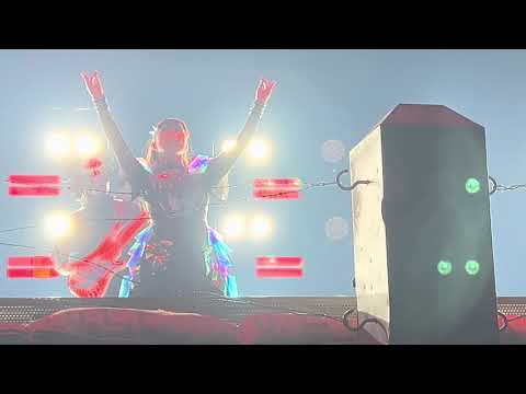 Videoclip de BABYMETAL DEATH (Live at Wembley) — BABYMETAL